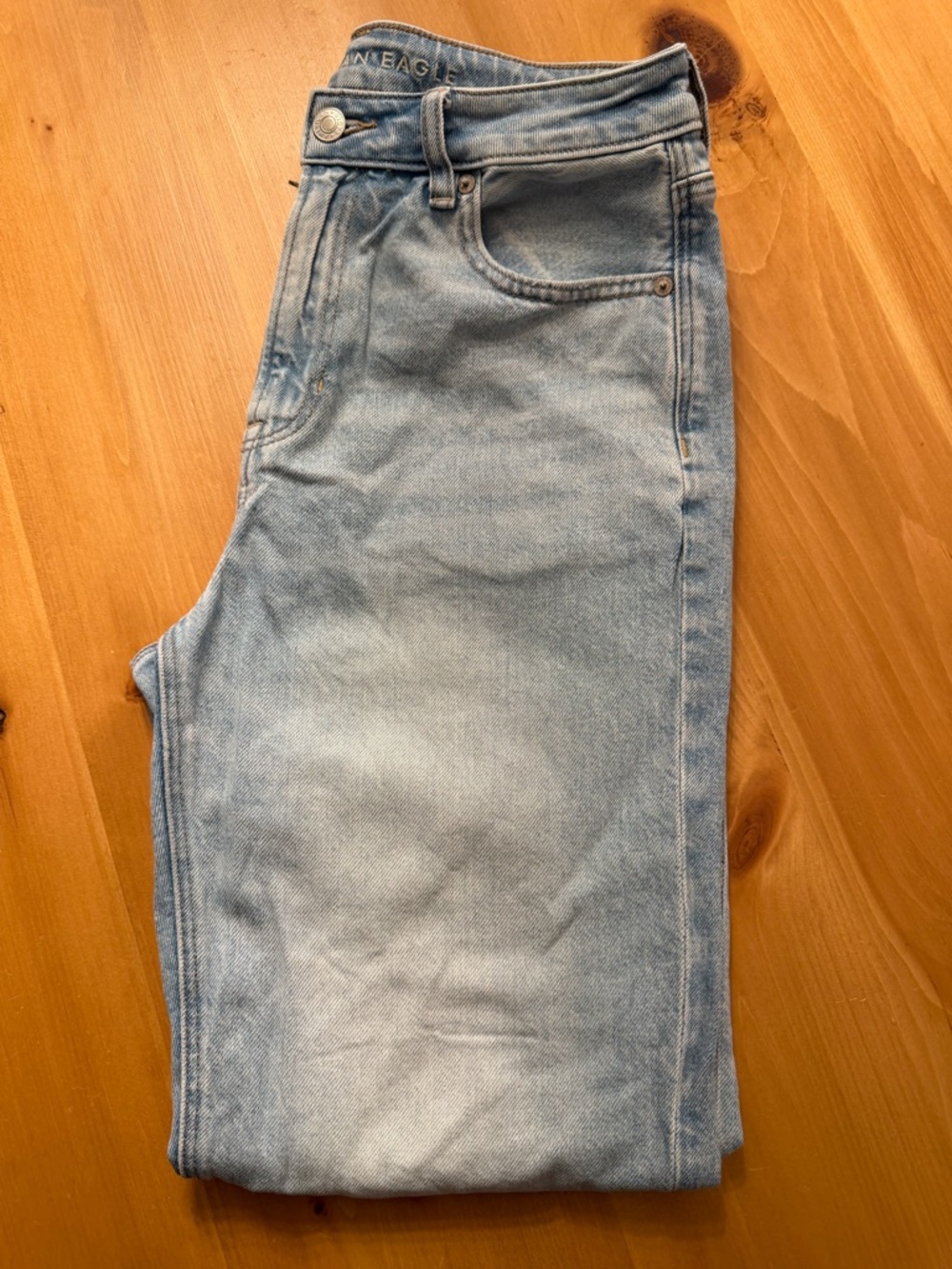 American Eagle Outfitters Women's Light Blue Straight Leg Jeans